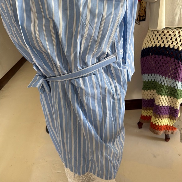 Men's Blue and White Striped Cotton Robe with Tie Belt Bill Blass - Picture 10 of 13